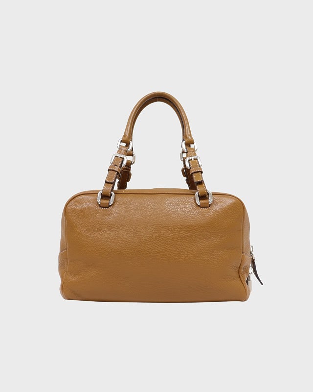ブラウンレザー ハンドバッグ エンボスロゴ PRADA ロゴエンボスレザーハンドバッグ | Hedy