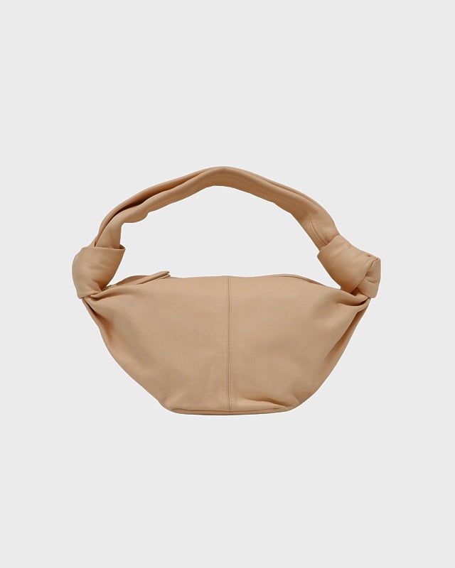 ボッテガべネタ　ダブルノット　ショルダーバッグ BOTTEGA VENETA ダブルノット | Hedy