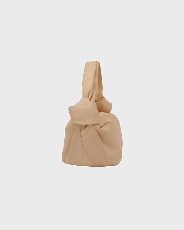 BOTTEGA VENETA ダブルノット | Hedy