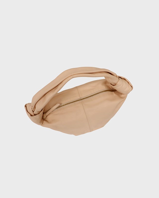 BOTTEGA VENETA ダブルノット | Hedy