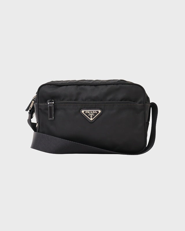 PRADA 三角ロゴ金具ナイロンショルダーバック | Hedy PRADA 三角ロゴ金具ナイロンショルダーバック | Hedy