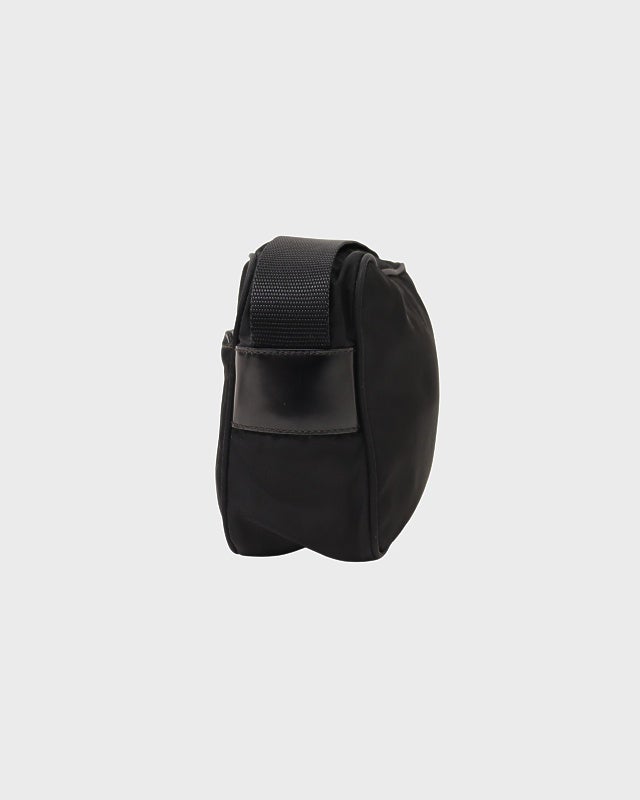 PRADA 三角ロゴ金具ナイロンショルダーバック | Hedy