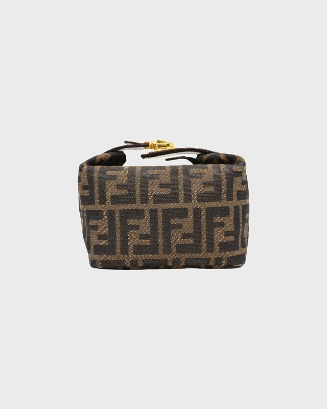 FENDI　ズッカ柄　ショルダーバッグ　ハンドバッグ FENDI（フェンディ） ズッカ柄 ショルダーバッグ 肩掛け ショルダー