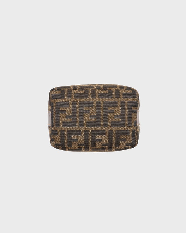 フェンディ ズッカ柄ミニハンド ポーチ FENDI ズッカ柄ミニハンドバッグ | Hedy