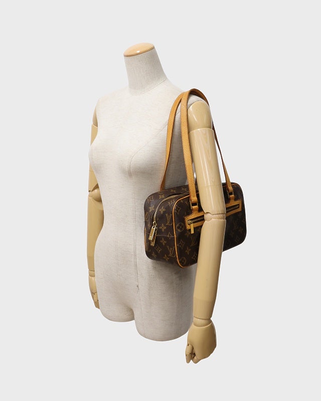 LOUIS VUITTON モノグラム シテMM | Hedy