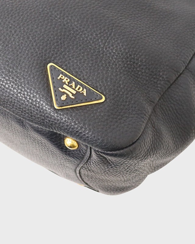 PRADA 三角ロゴ金具レザーワンショルダーバッグ | Hedy