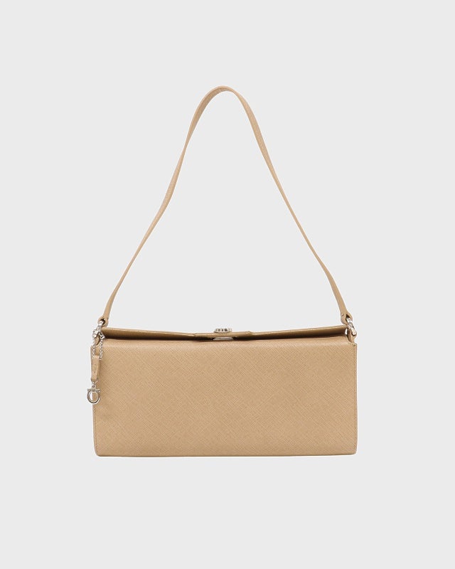 【美品】Ferragamo フェラガモ ビンテージ 半袖　ニット　vintage 美品フェラガモ 半袖ニット赤M - メルカリ