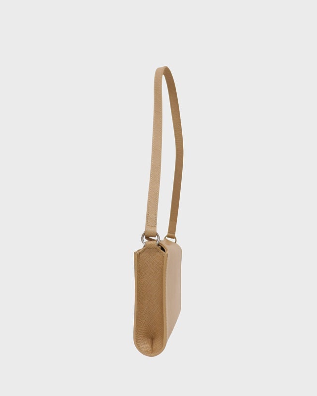 Ferragamo ガンチーニ金具レザーショルダーバッグ | Hedy