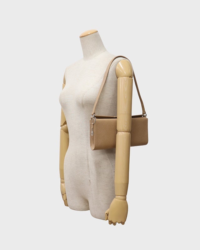 【極美品】 Ferragamo ガンチーニ ミニ ショルダーバッグ 保存袋付き 極 美品 保存袋付 Salvatore Ferragamo フェラガモ ガンチーニ カーフ