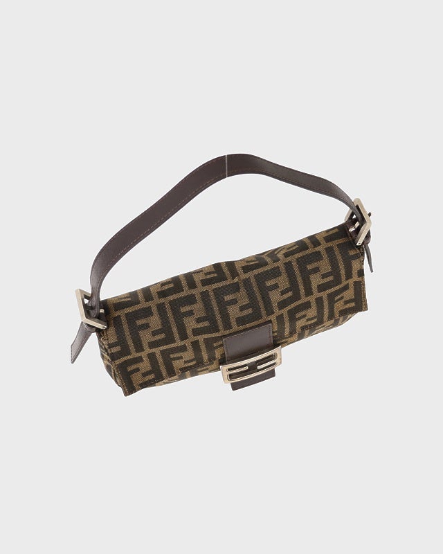 FENDIズッカ柄バゲット FENDI フェンディ マンバケット ズッカ柄 ショルダーバッグの買取実績