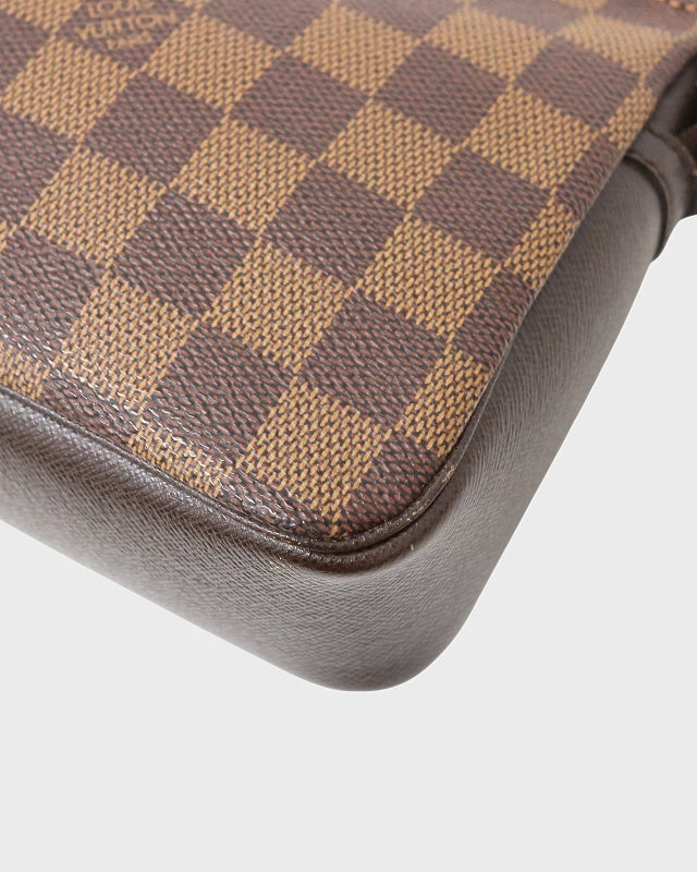 LOUIS VUITTON ダミエポーチ ブラウン/レッド　ノベルティー LOUIS VUITTON ダミエ トゥルースメイクアップポーチ | Hedy