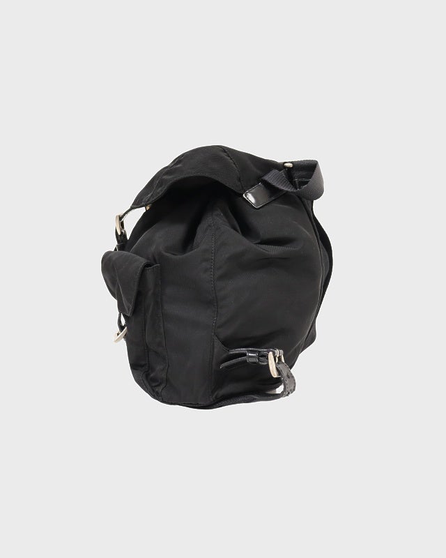 PRADA 三角ロゴ金具ナイロンリュック | Hedy