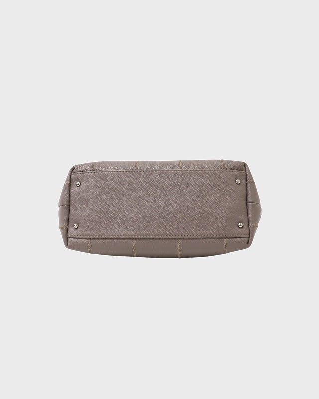 CHANEL キャビアスキンチョコバートートバッグ | Hedy