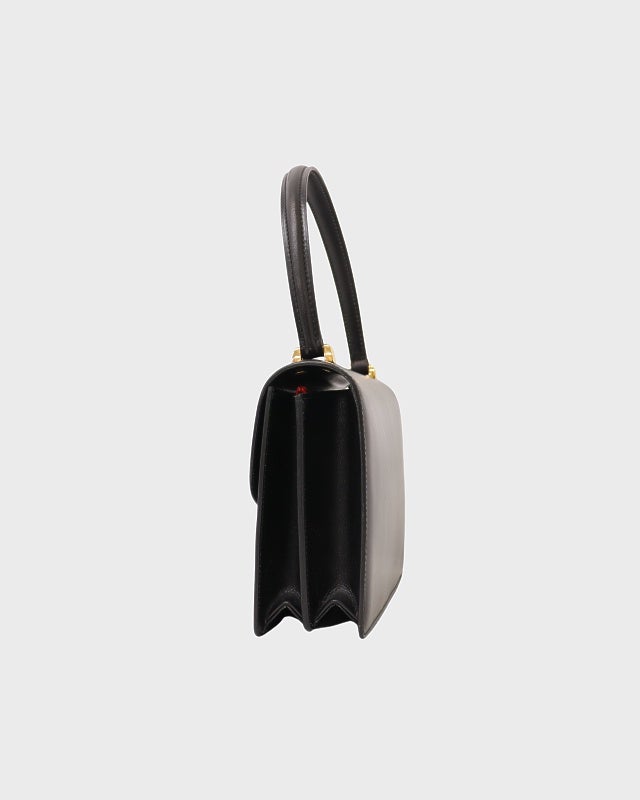 ✨CELINE✨バニティ スターボール ブラック レザー ロゴ金具 CELINE スターボールレザーハンドバッグ | Hedy