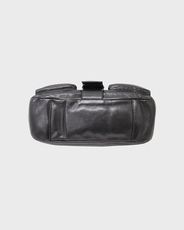 PRADA 三角ロゴ金具ナイロンレザーワンショルダーバッグ | Hedy