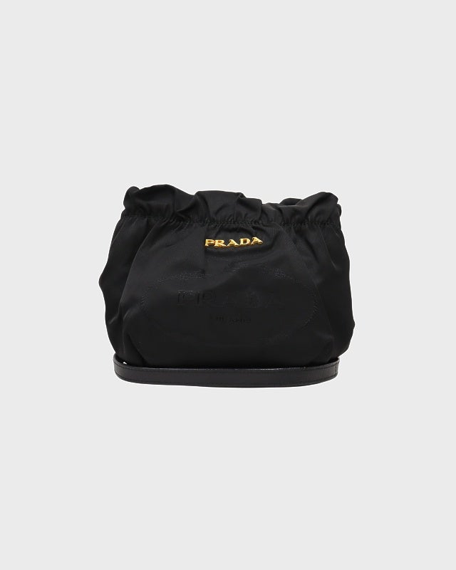 【良品】GUCCI ハンドバッグ　ミニ　レザー　ナイロン　黒　ロゴ金具 良品】GUCCI ハンドバッグ ミニ レザー ナイロン 黒 ロゴ金具 【公式通販】