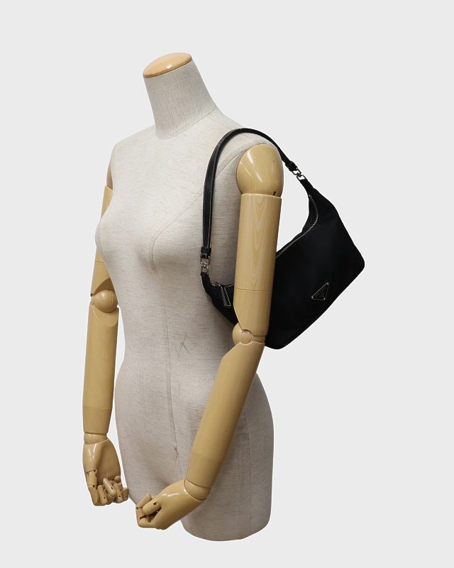 PRADA 三角ロゴ金具ナイロンレザーワンショルダーバッグ | Hedy