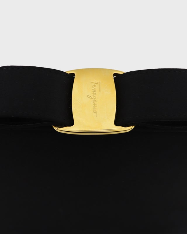 Ferragamo VARA金具サテンショルダーバッグ | Hedy