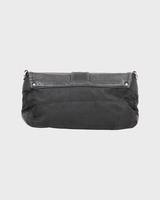 【極美品】プラダ　ナイロン　ショルダーバッグ　三角ロゴ　スクエア型　5801 PRADA（プラダ） 極 美品 三角ロゴ プレート 金具 テスート ナイロン