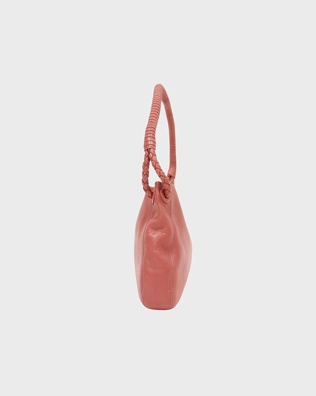【いちご　BOTTEGA VENETA】 ショルダーバック BOTTEGA VENETA ロゴ刻印レザーワンショルダーバッグ | Hedy