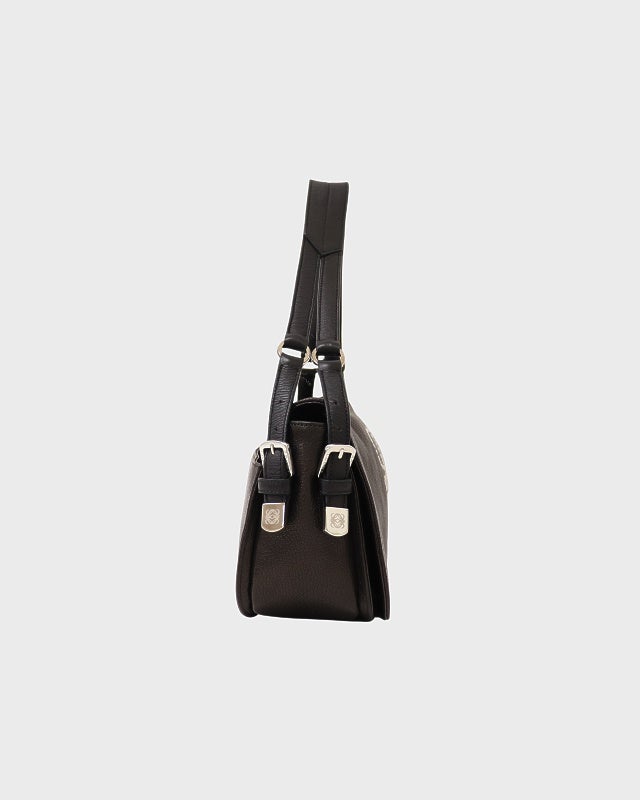 ロエベ スペイン製 スタッズ アナグラム レザー ワンショルダーバッグ ブラック LOEWE アナグラムスタッズレザーワンショルダーバッグ | Hedy