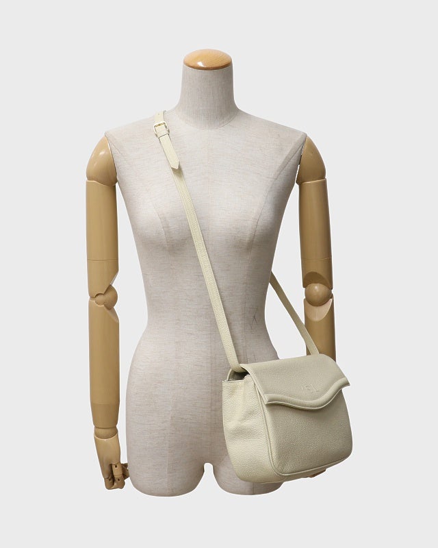 YSL ロゴレザーショルダーバッグ | Hedy