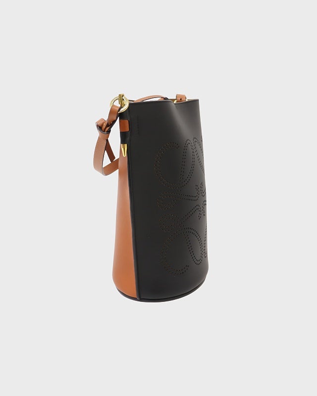 LOEWE アナグラム ゲートバケット レザーショルダーバッグ | Hedy