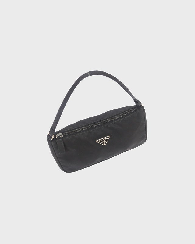 PRADA 三角ロゴ金具ナイロンワンショルダーバッグ | Hedy PRADA 三角ロゴ金具ナイロンワンショルダーバッグ | Hedy