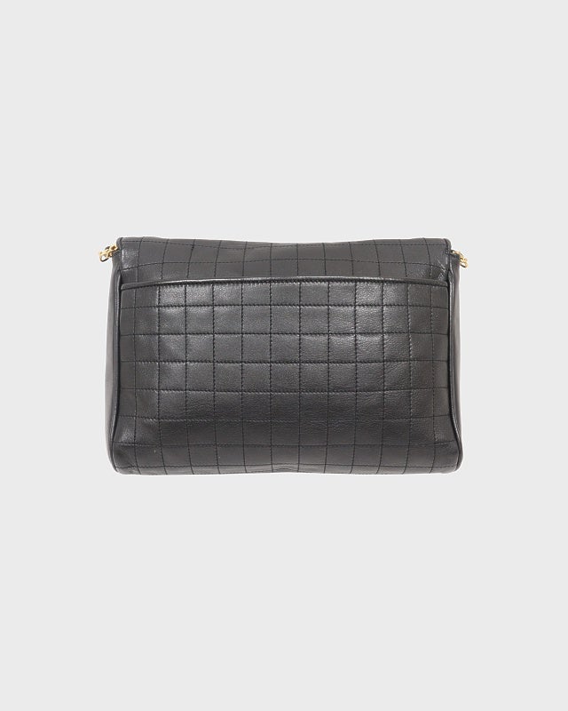 CELINE トリオンフレザーチェーンショルダーバッグ | Hedy