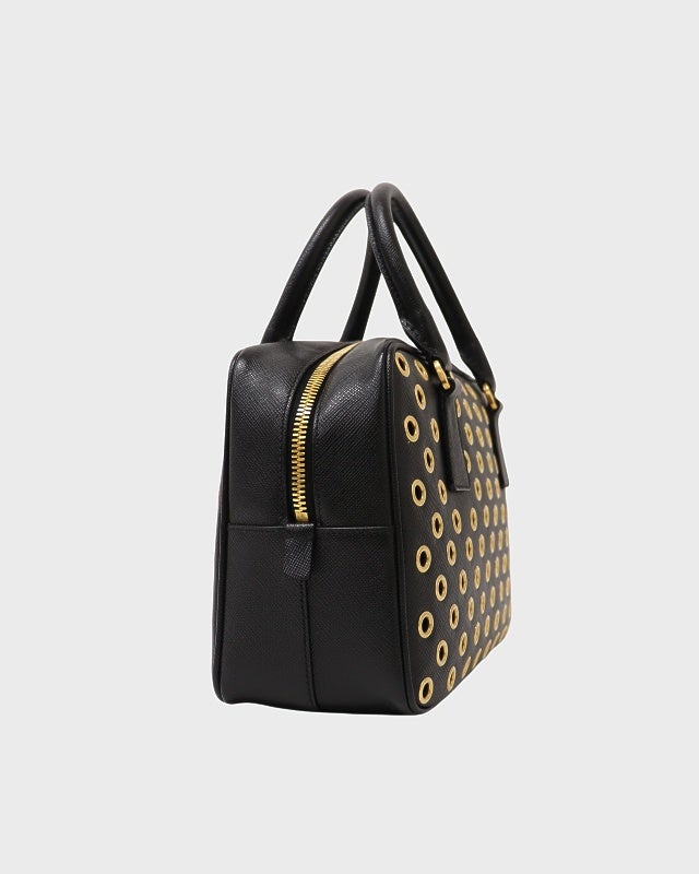 PRADA 三角ロゴ金具サフィアーノパンチングハンドバッグ | Hedy