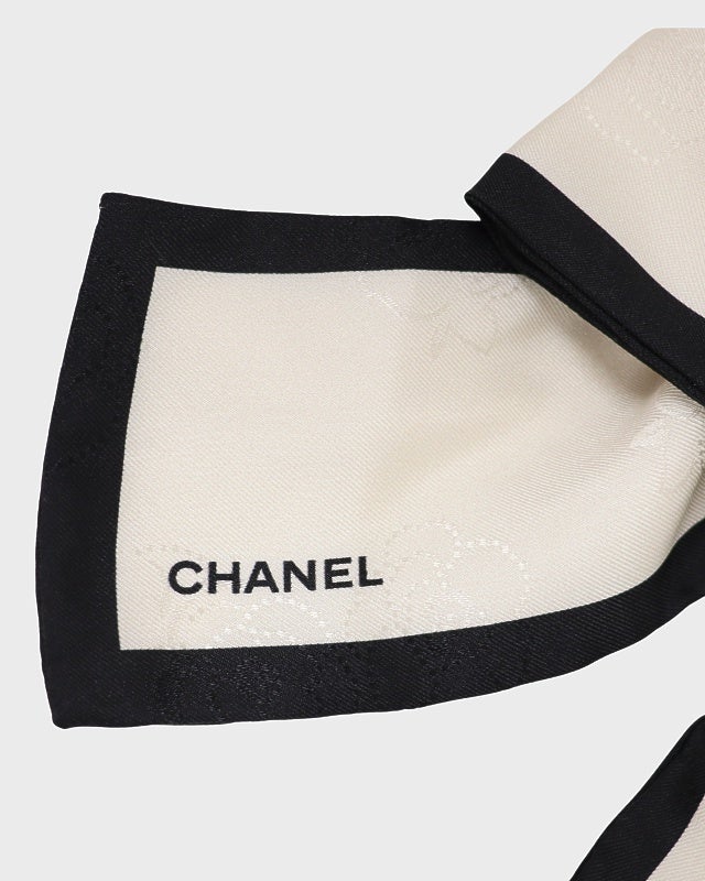 CHANEL カメリアスカーフシュシュ | Hedy