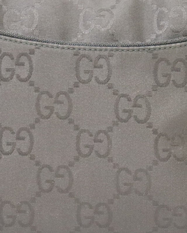 GUCCI GGナイロンワンショルダーバッグ | Hedy