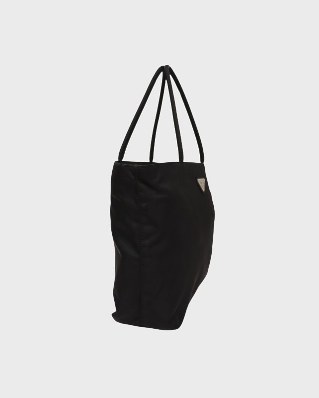 PRADA ブラック 三角ロゴ ナイロン トートバッグ PRADA 三角ロゴ金具ナイロントートバッグ | Hedy