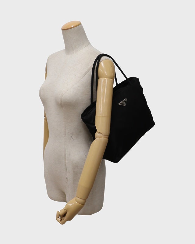 PRADA 三角ロゴ金具ナイロントートバッグ | Hedy