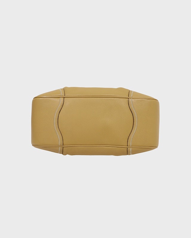 PRADA ロゴ金具レザーハンドバッグ | Hedy