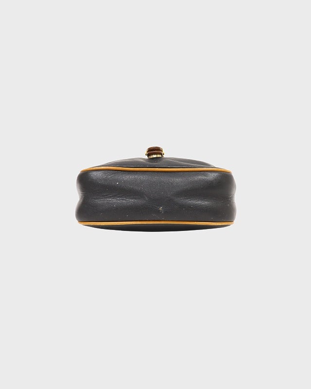 CELINE ブラゾン刻印レザーショルダーバッグ | Hedy