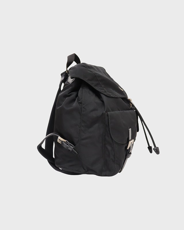 PRADA 三角ロゴ金具ナイロンリュックサック | Hedy