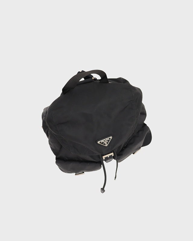 PRADA 三角ロゴ金具ナイロンリュックサック | Hedy