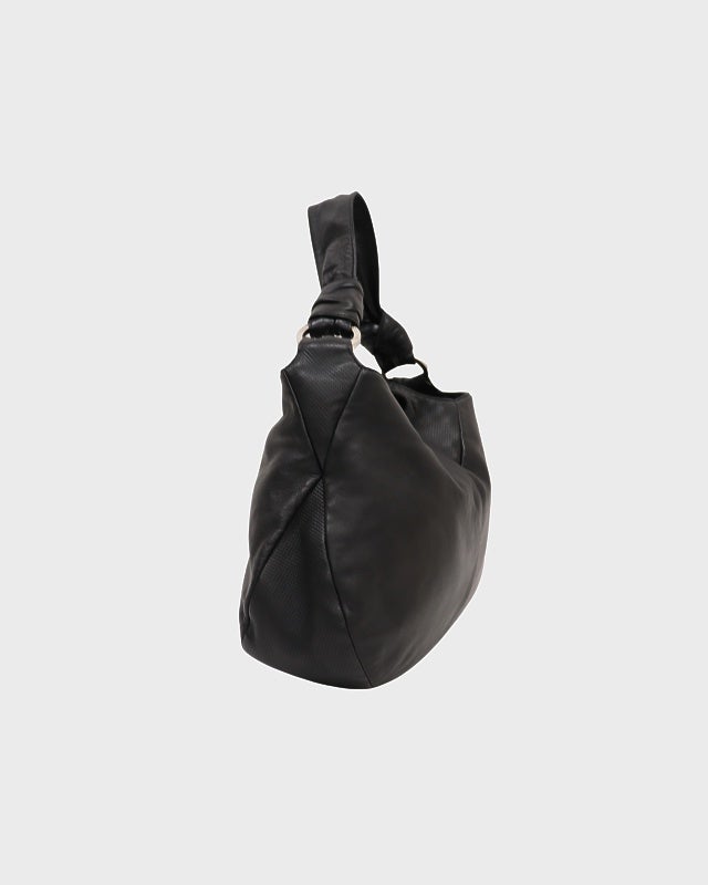 LOEWE アナグラム刻印レザーワンショルダーバッグ | Hedy
