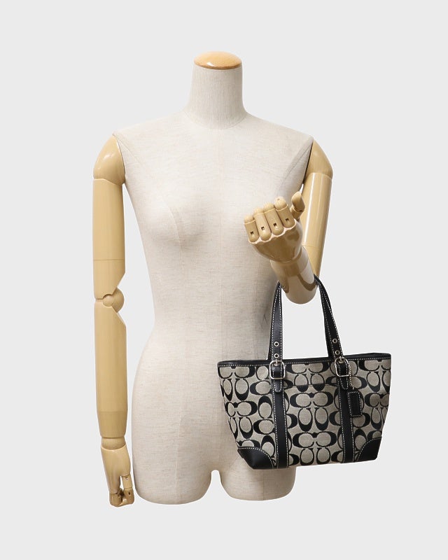 Coach シグネチャー ハンドバッグ COACH シグネチャーハンドバッグ | Hedy