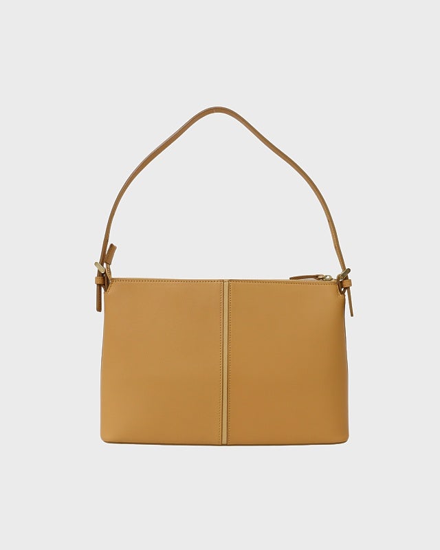 BURBERRY ロゴレザーワンショルダーバッグ | Hedy