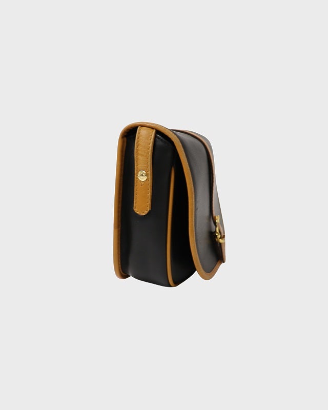 CELINE ロゴ金具レザーショルダーバッグ | Hedy