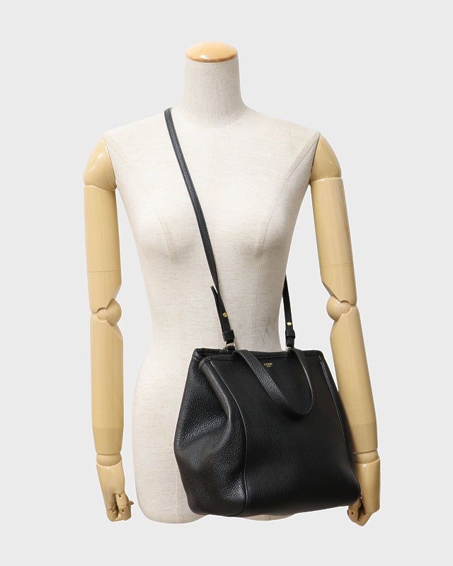 値下げ‼️ CELINE スモールフォールドカバ CELINE スモール フォールドカバ | Hedy