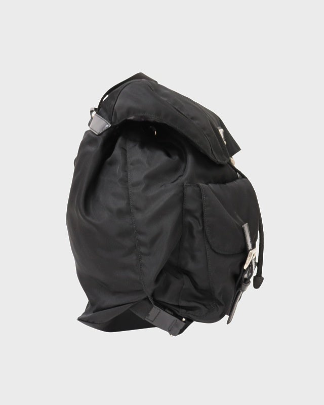 PRADA 三角ロゴ金具ナイロンリュックサック | Hedy