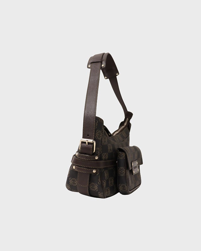 ロエベ レザー ヴィエント アナグラム タッセル ワンショルダー LOEWE アナグラムレザーワンショルダーバッグ | Hedy