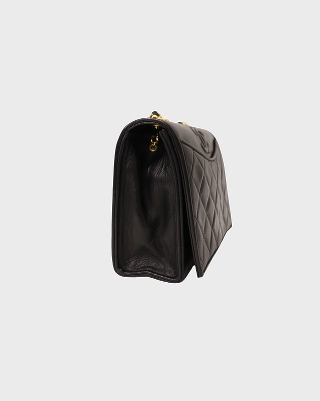 CHANEL マトラッセチェーンショルダーバッグ | Hedy