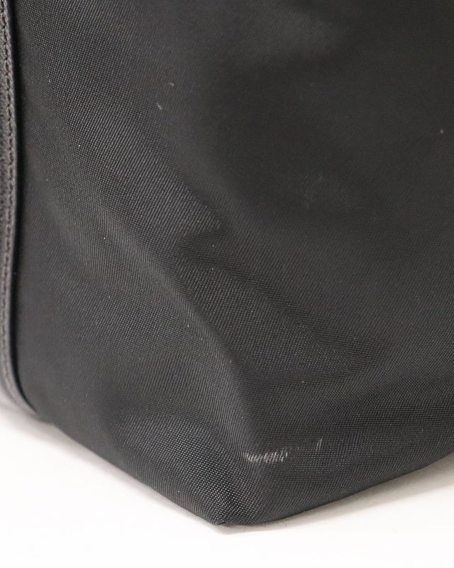 PRADA 三角ロゴ金具ナイロントートバッグ | Hedy