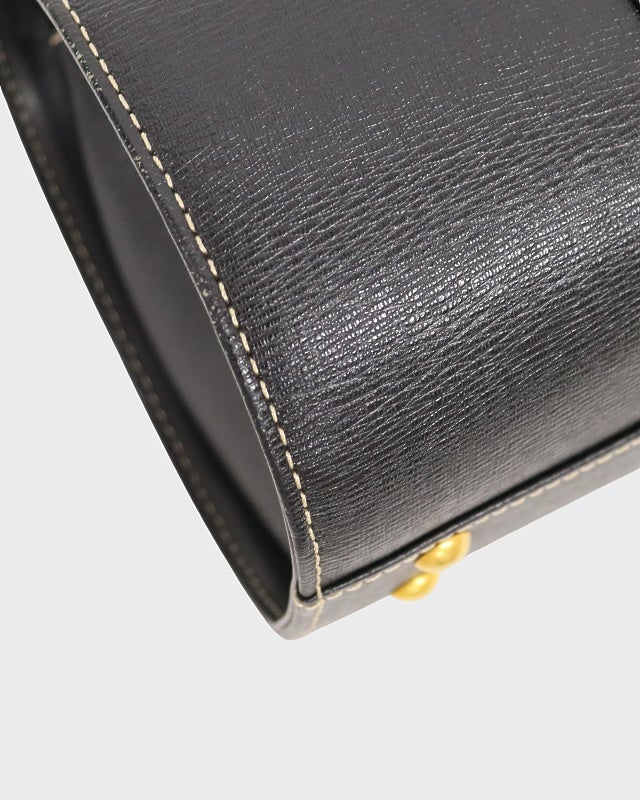BURBERRY ロゴ金具レザーハンドバッグ | Hedy