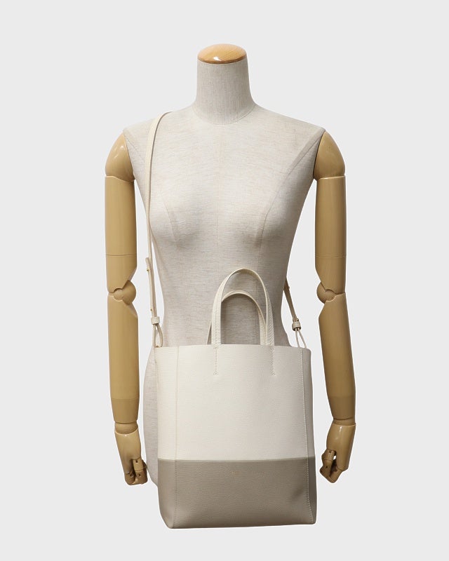 CELINE バーティカルカバ スモール | Hedy