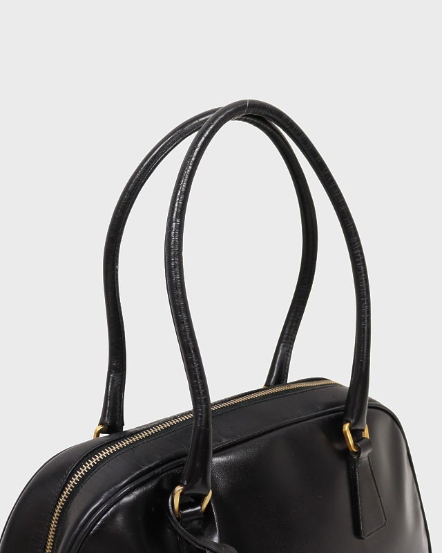 PRADA 三角ロゴ金具レザーハンドバッグ | Hedy